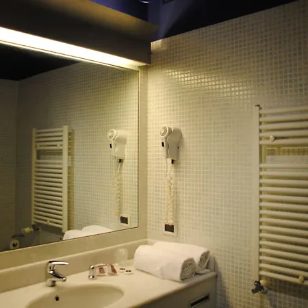 Giulietta Hotel 4*